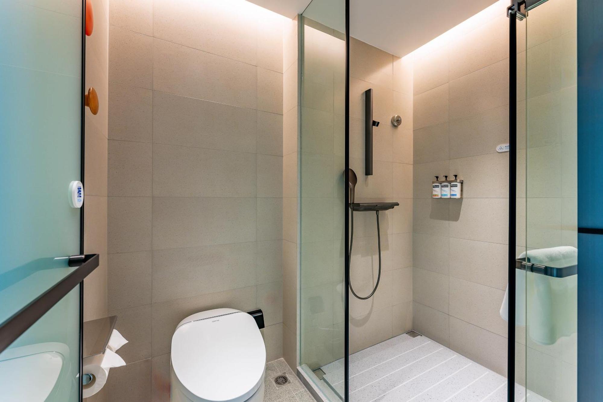 Holiday Inn Express Shanghai Jing'An Temple By Ihg 外观 照片