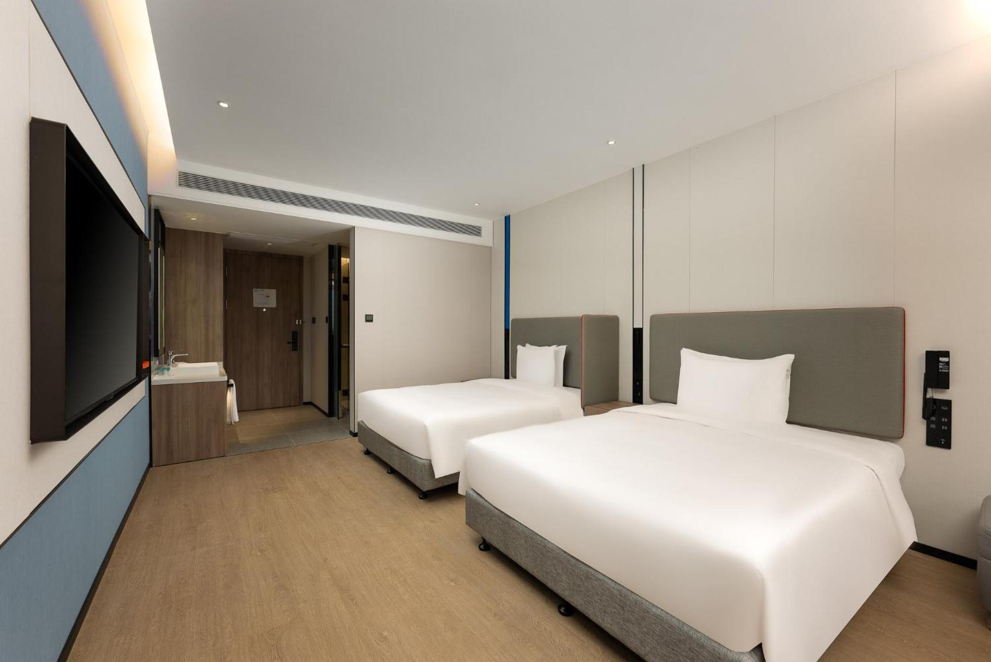 Holiday Inn Express Shanghai Jing'An Temple By Ihg 外观 照片