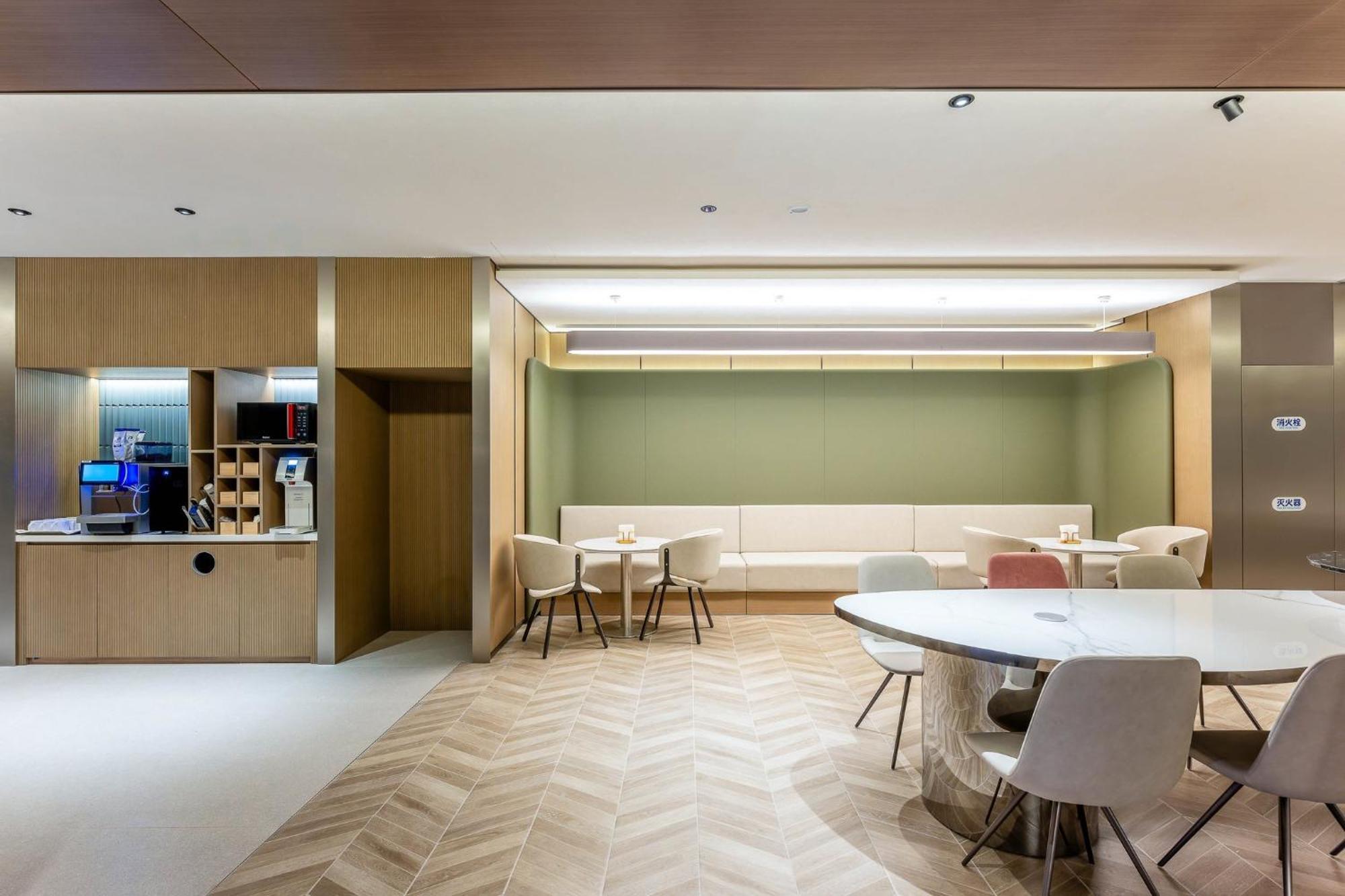 Holiday Inn Express Shanghai Jing'An Temple By Ihg 外观 照片